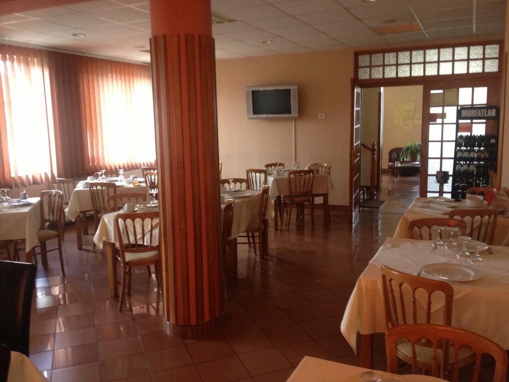 Hotel Lotus Arad Exterior photo